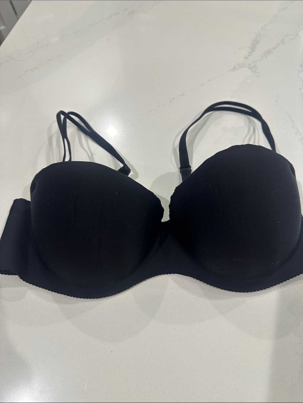 Victoria’s Secret Secret Embrace black Convertible straps or Strapless Bra 36C